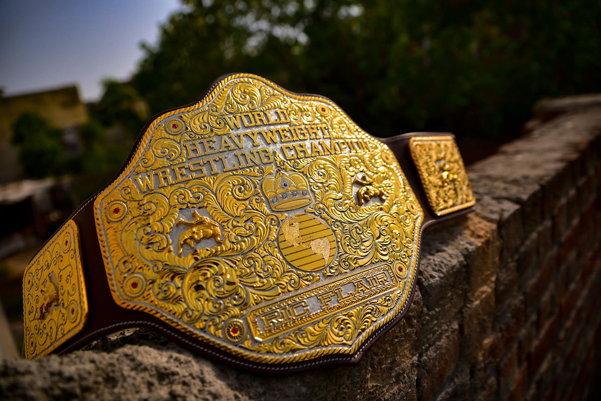 Budget Crumrine Big Gold – Premium Style Engraving