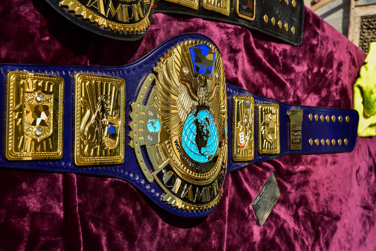 1998 W-W-F Block Logo Big Eagle Title with Blue Leather, Croc Backing, 7x10 plain snap box