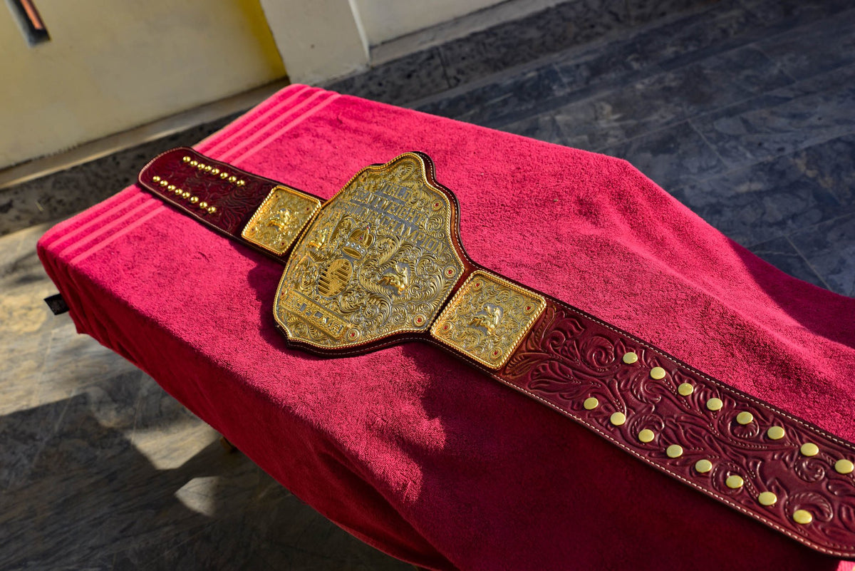 Ultimate Crumrine Big Gold on Floral Hand tooled brown leather