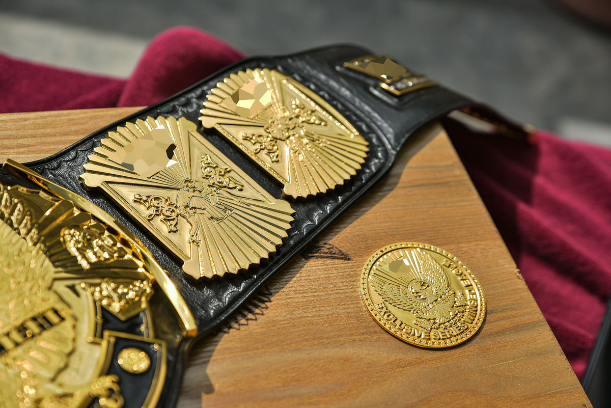 Winged Eagle Exclusive Series Sr#008