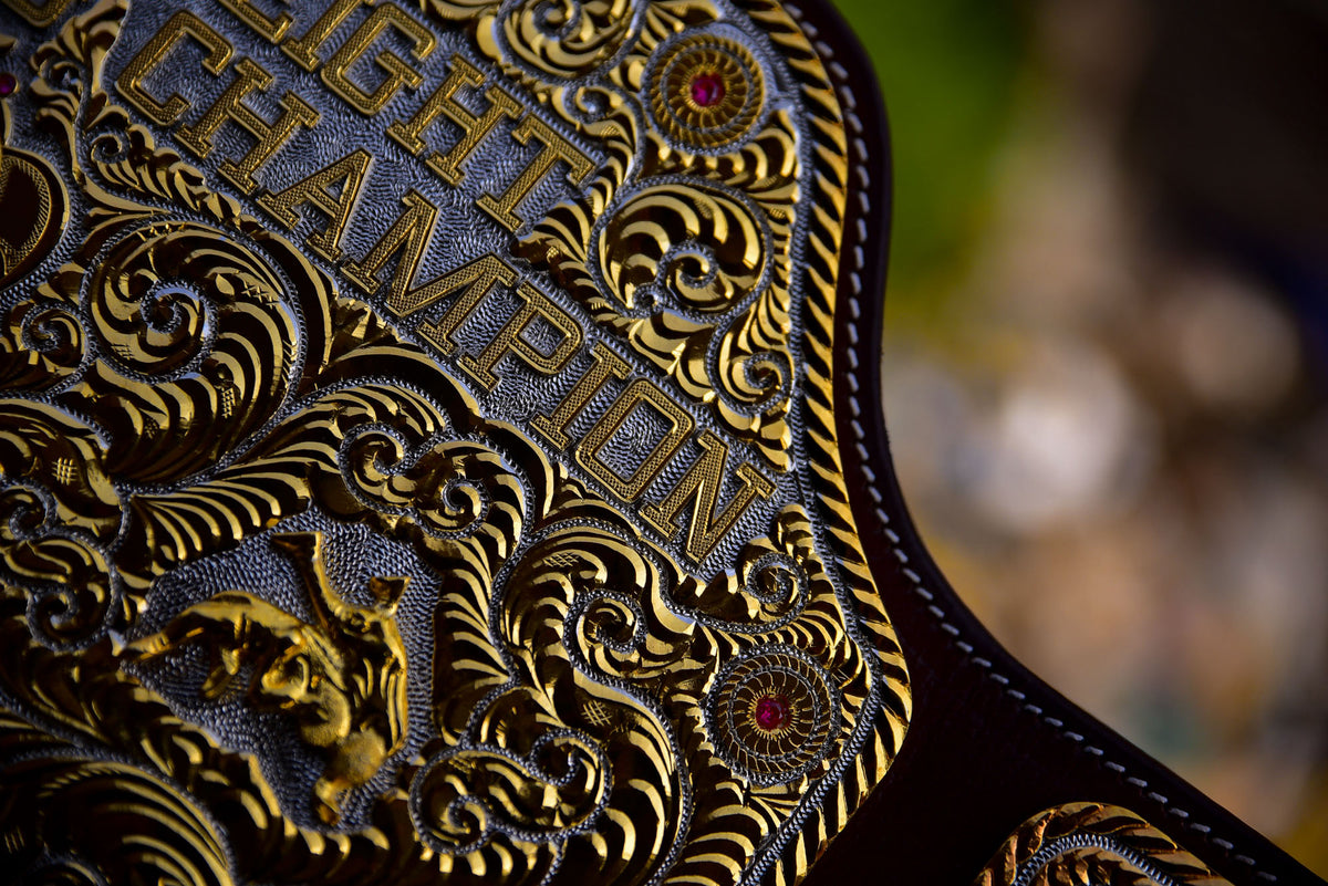 Budget Crumrine Big Gold – Premium Style Engraving