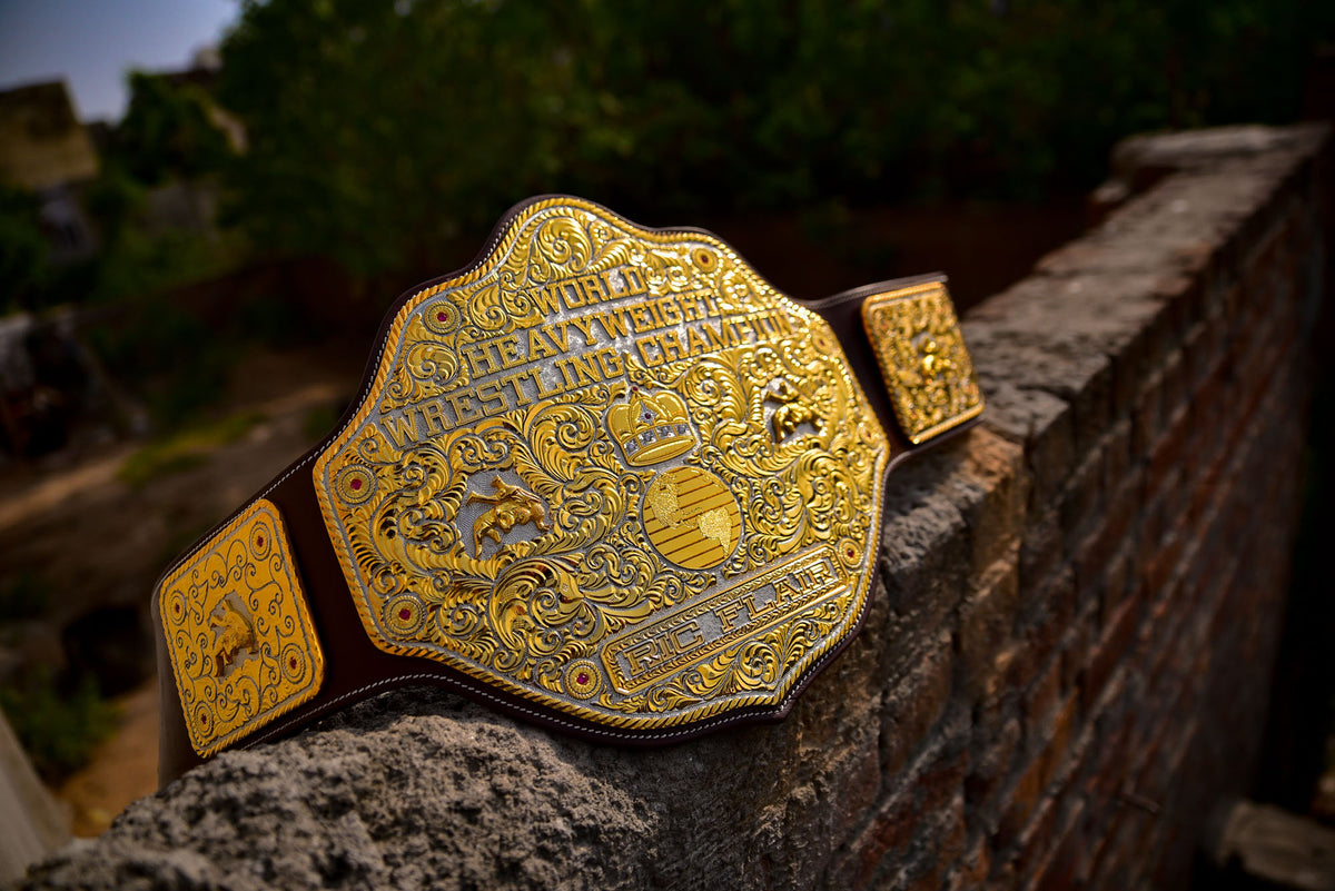 Budget Crumrine Big Gold – Premium Style Engraving
