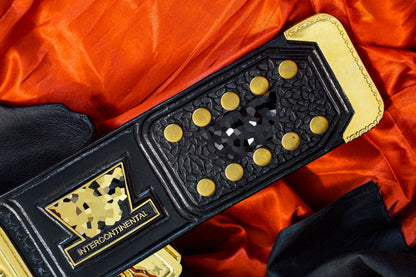 4.2mm Classic IC Title Black Leather Sharp Corners Gallery 1