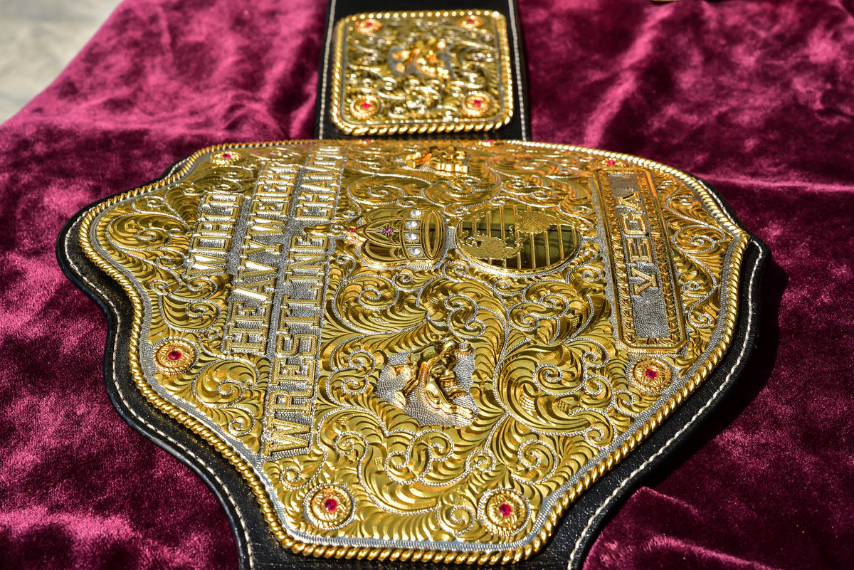 Premium Crumrine Big Gold on Black Leather Gallery 1
