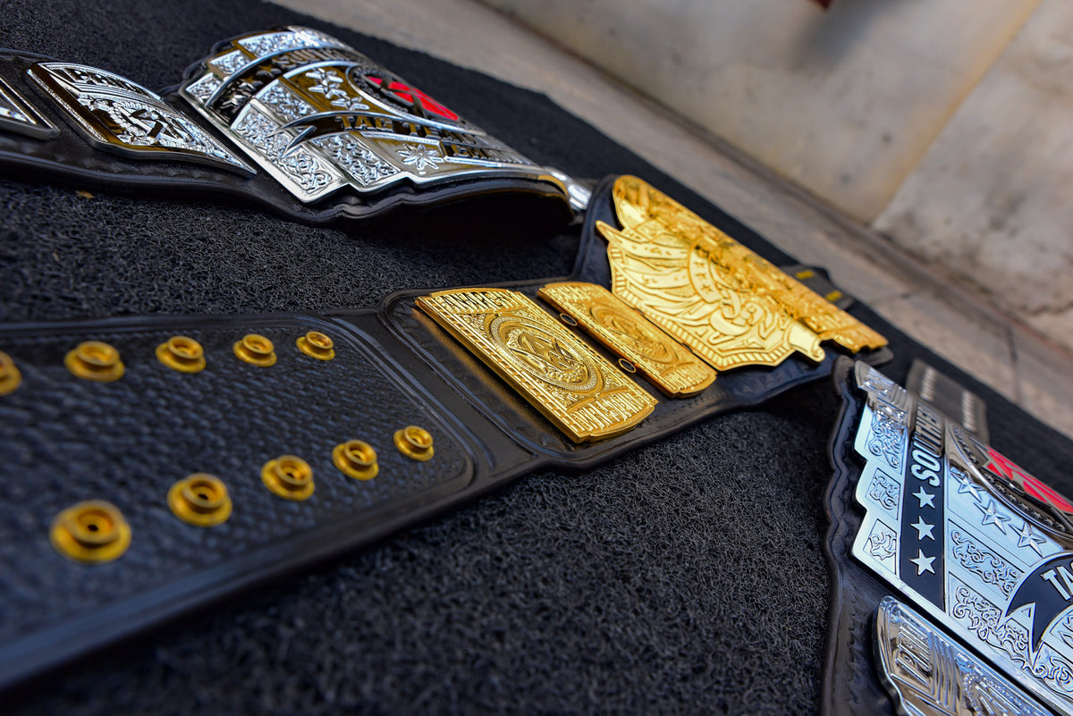 Anarchy Custom Title Gold