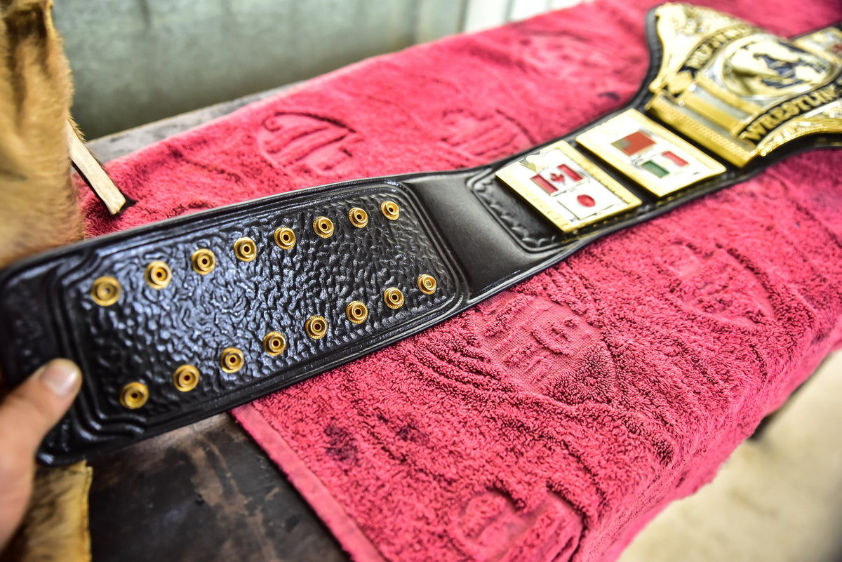 Hogan 86 Title Belt Ring Accurate Leather and Red Backing