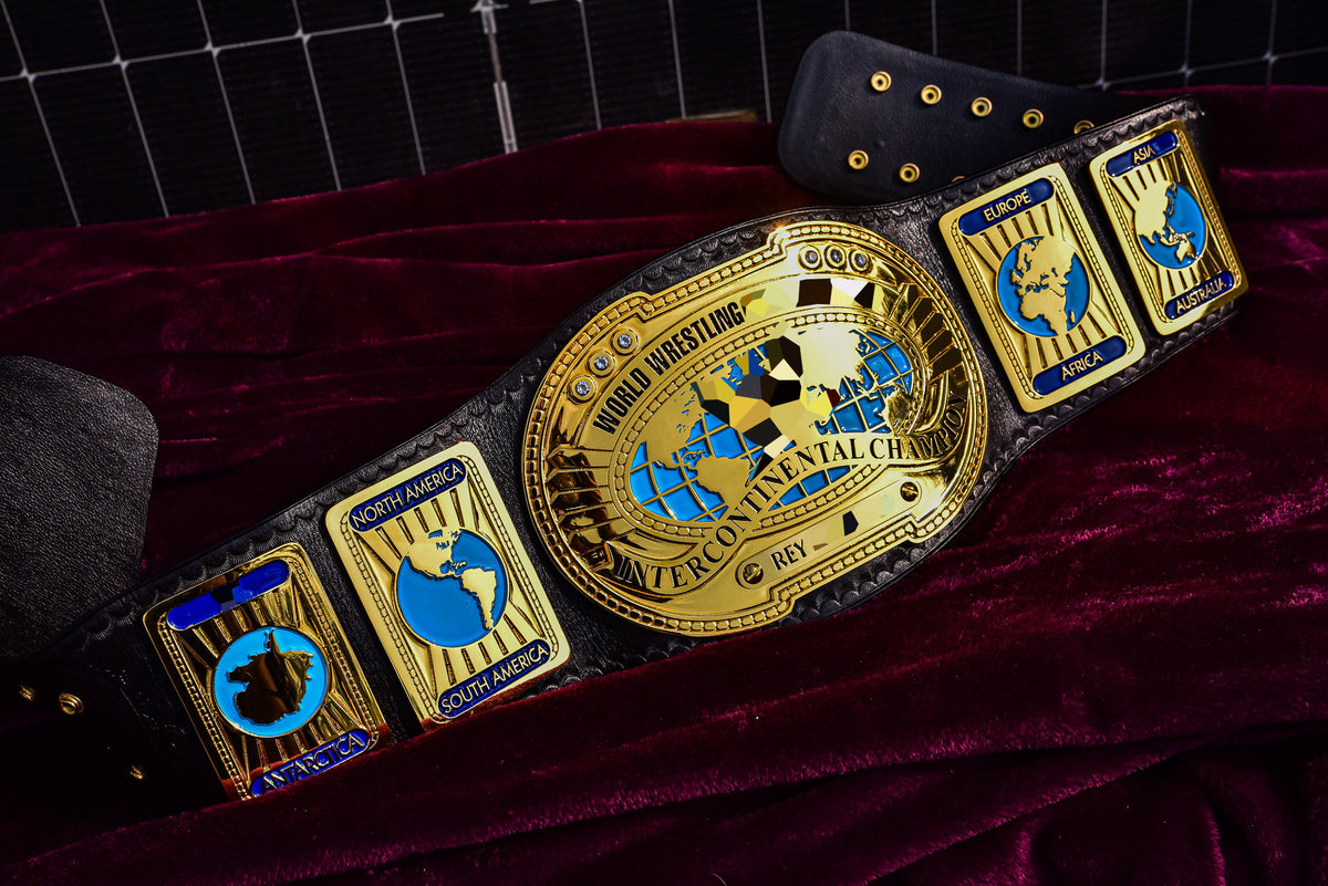 Oval IC Title Black W-W-E Scratch Logo and Black Leather
