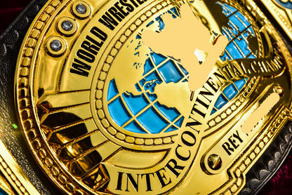 Oval IC Title Black W-W-E Scratch Logo and Black Leather