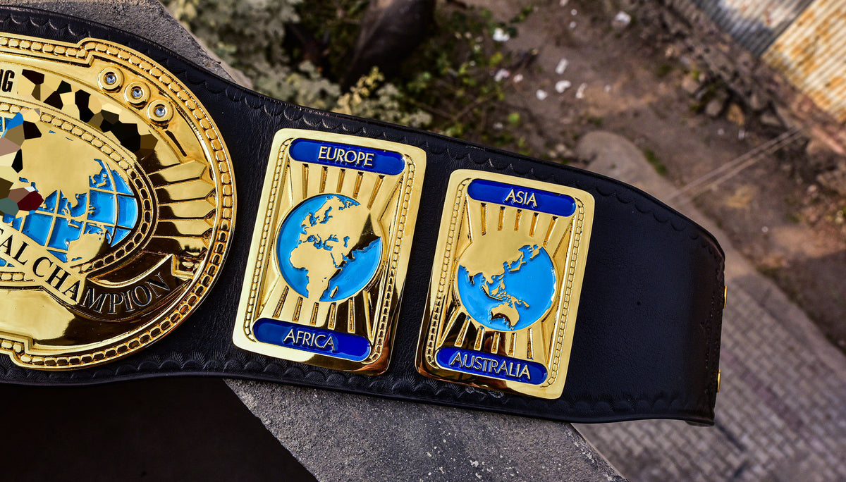 Oval IC Title Black W-W-E Scratch Logo and Black Leather