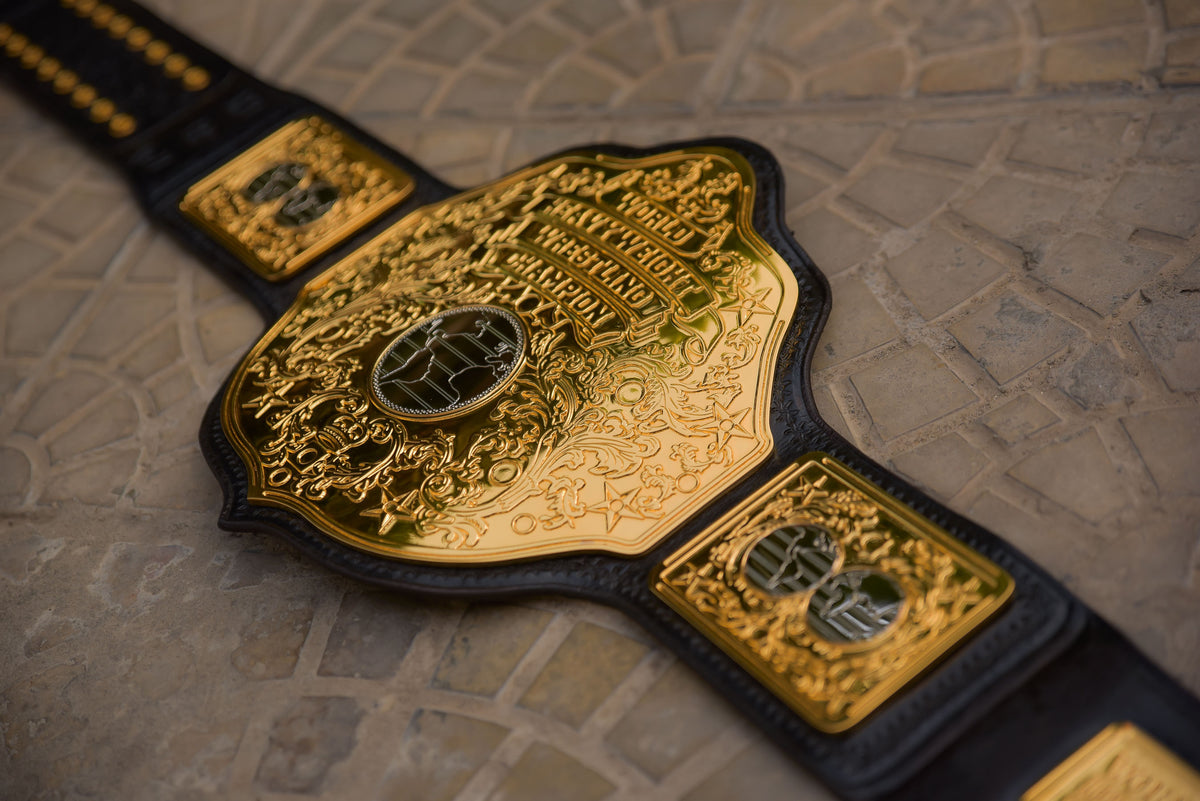 Vegas Big Gold on Custom made leather with Special Tip with Relief diamond cut pieces