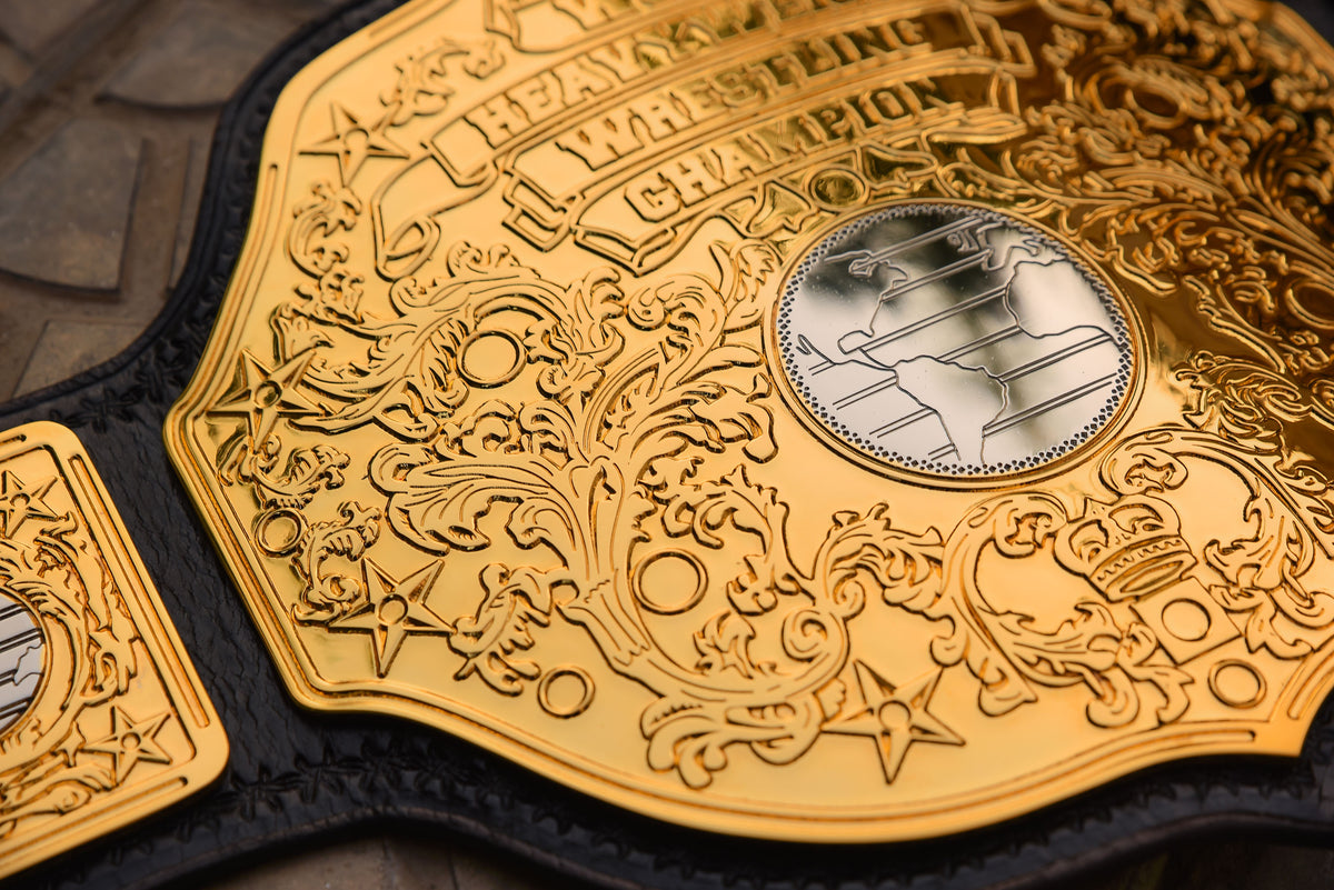 Vegas Big Gold on Custom made leather with Special Tip with Relief diamond cut pieces