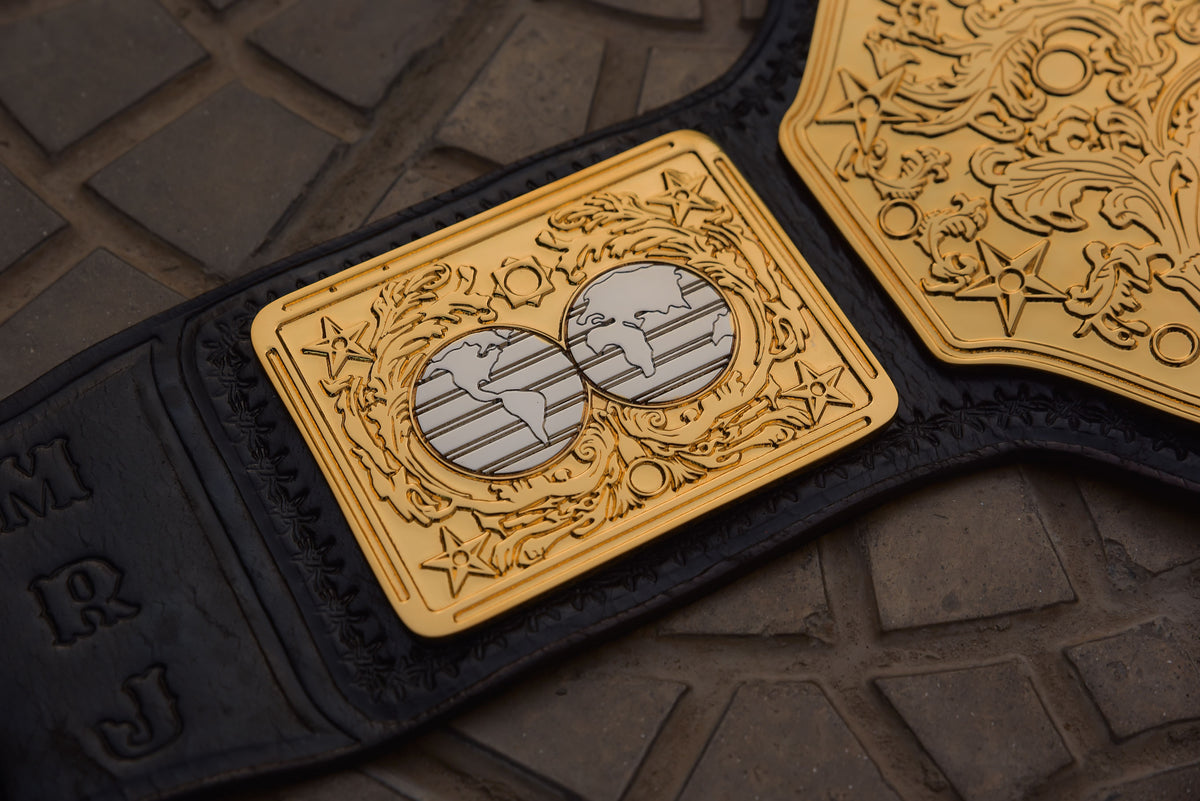 Vegas Big Gold on Custom made leather with Special Tip with Relief diamond cut pieces