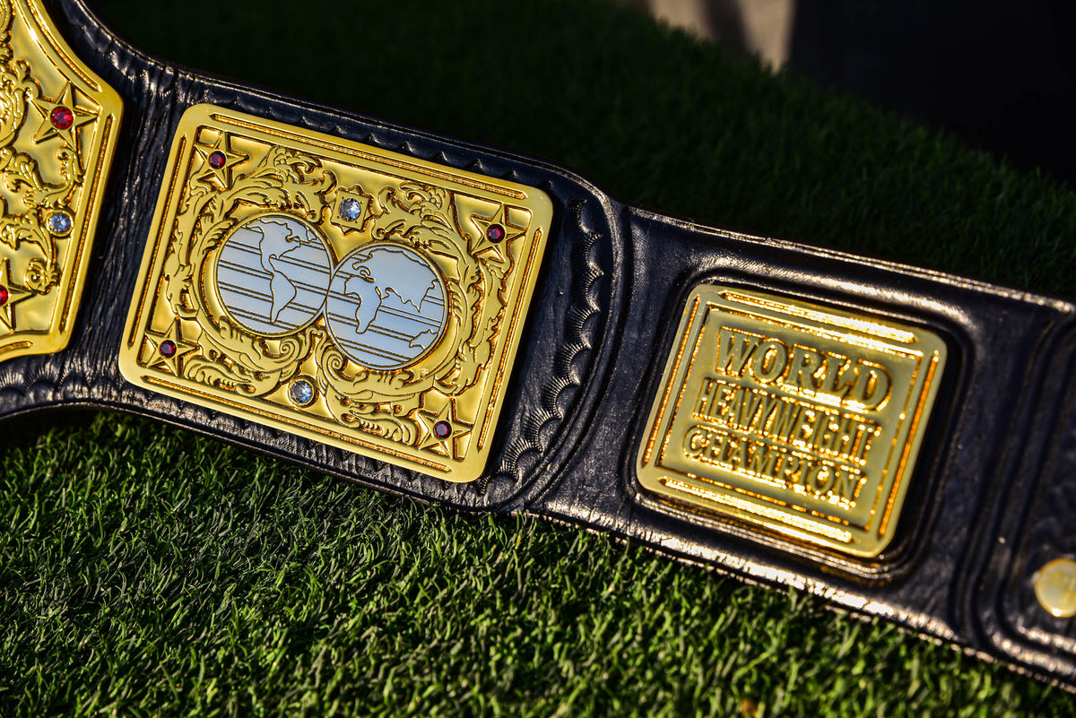 Vegas Big Gold with Leather and one piece tip Gallery 3